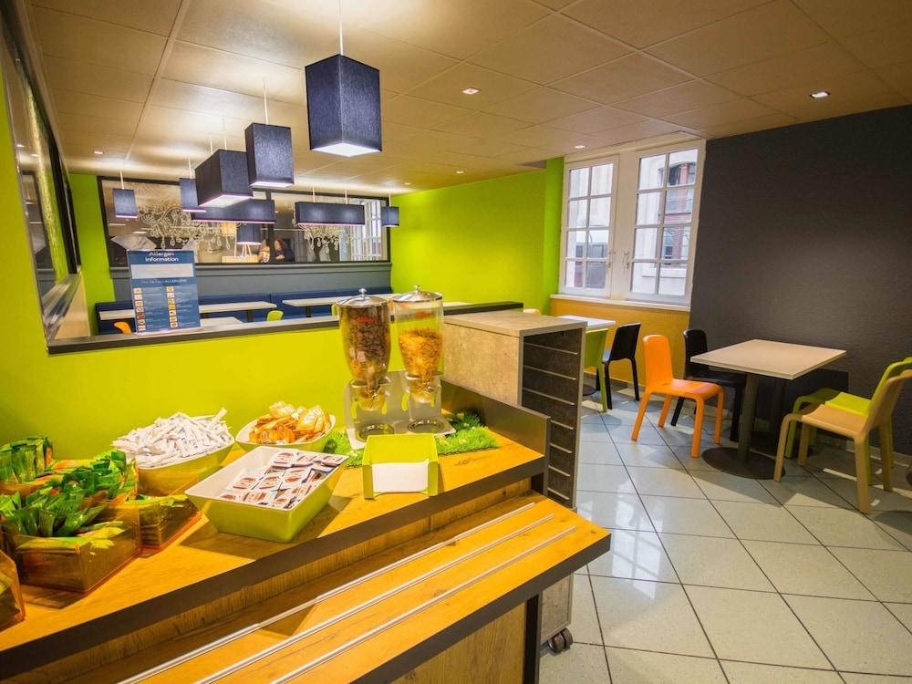 ibis budget Marseille Vieux Port Exterior foto