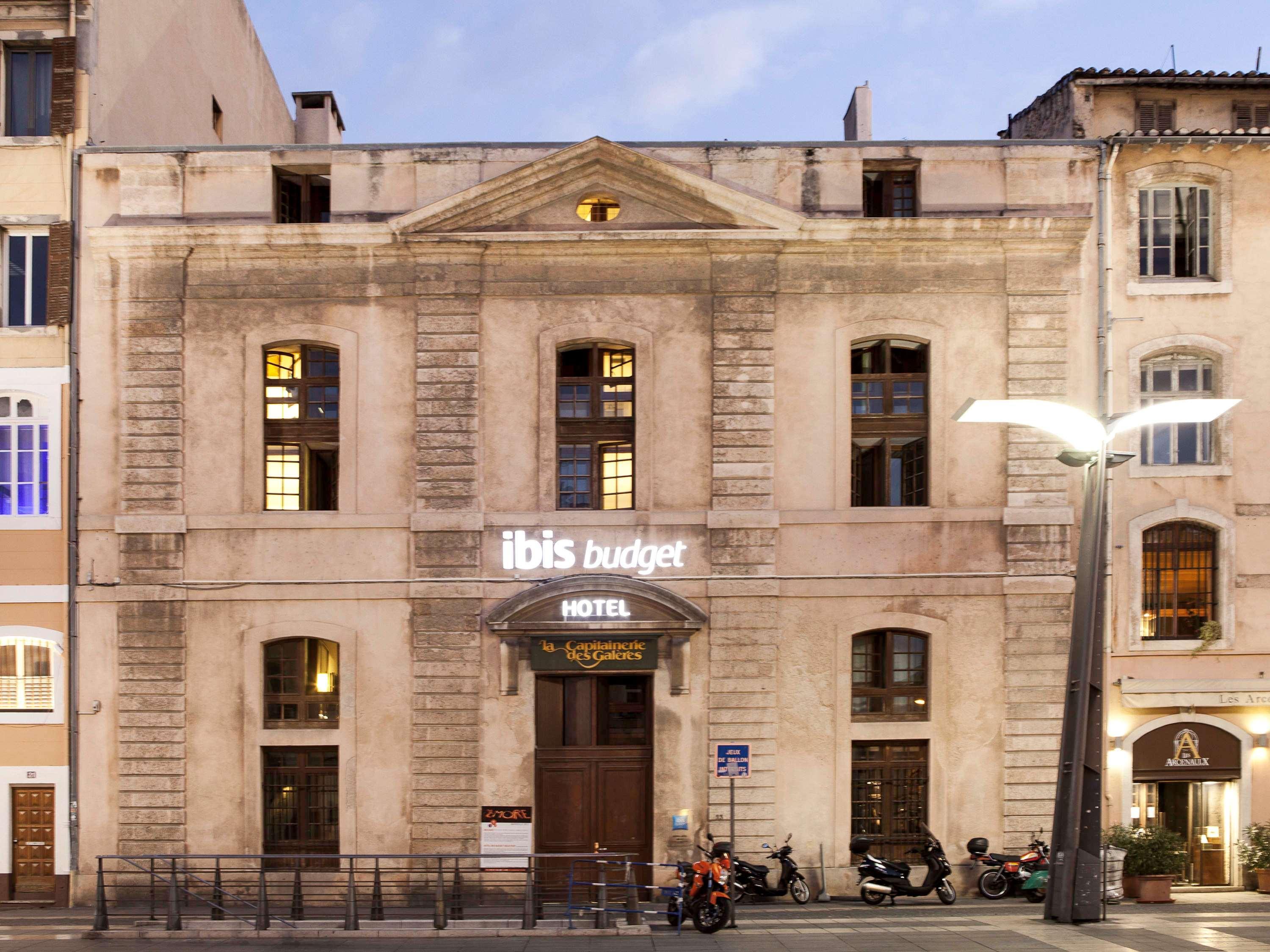 ibis budget Marseille Vieux Port Exterior foto