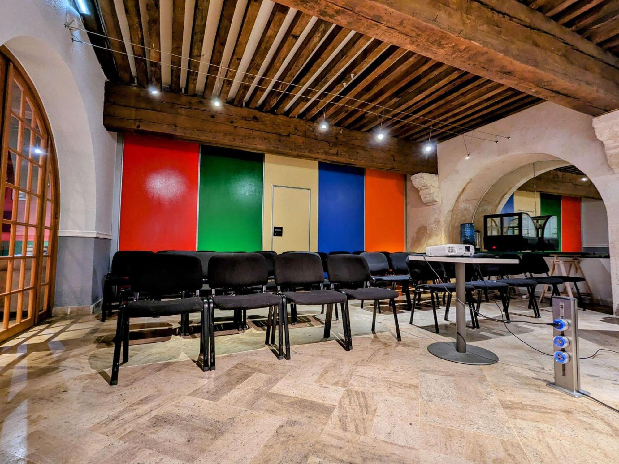 ibis budget Marseille Vieux Port Exterior foto