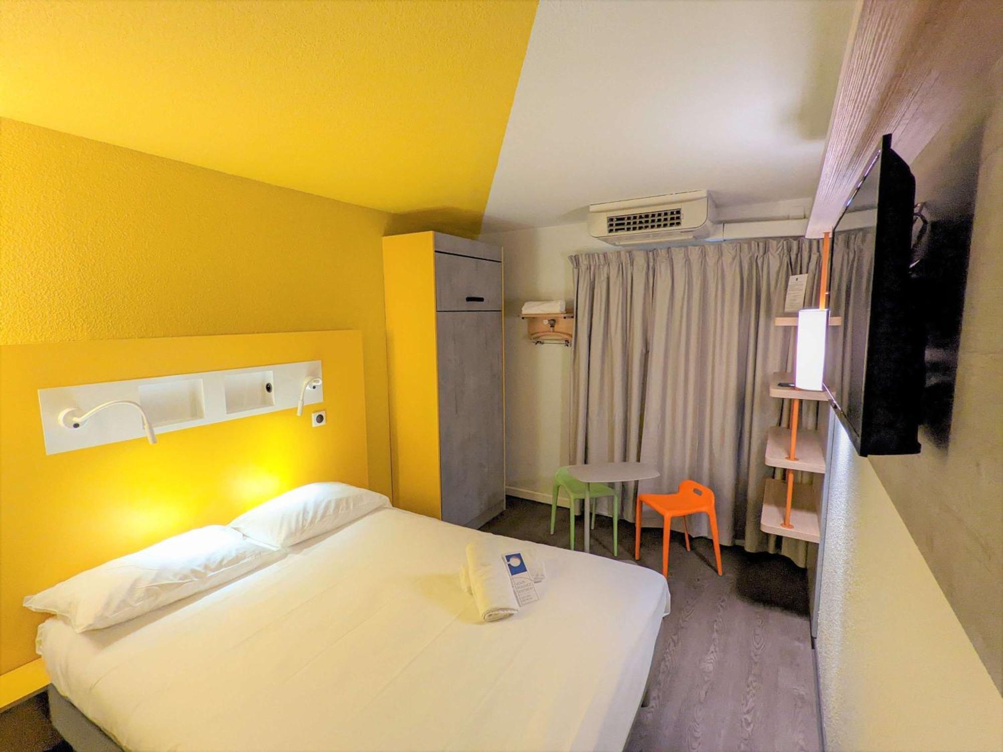 ibis budget Marseille Vieux Port Exterior foto
