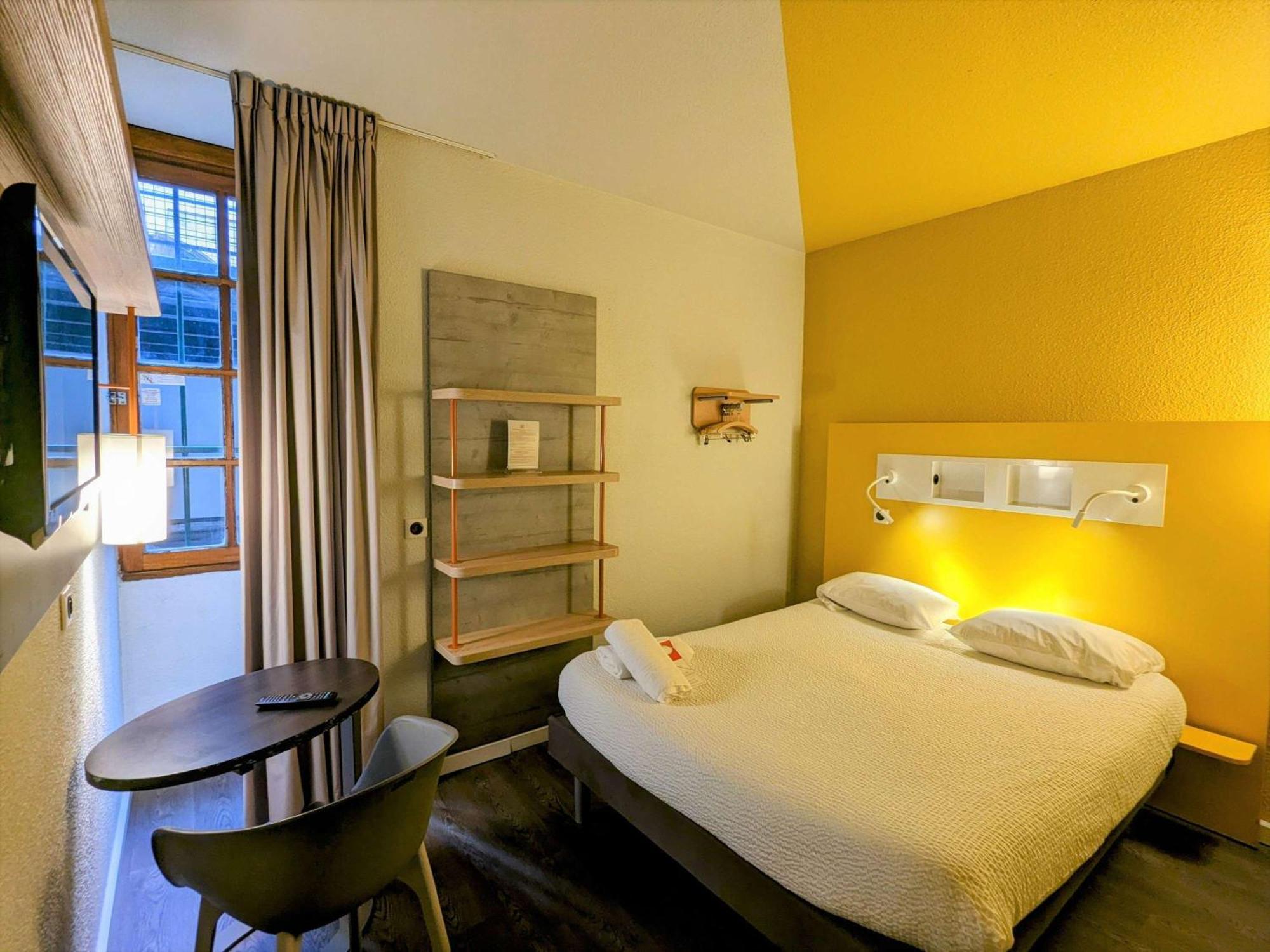 ibis budget Marseille Vieux Port Exterior foto