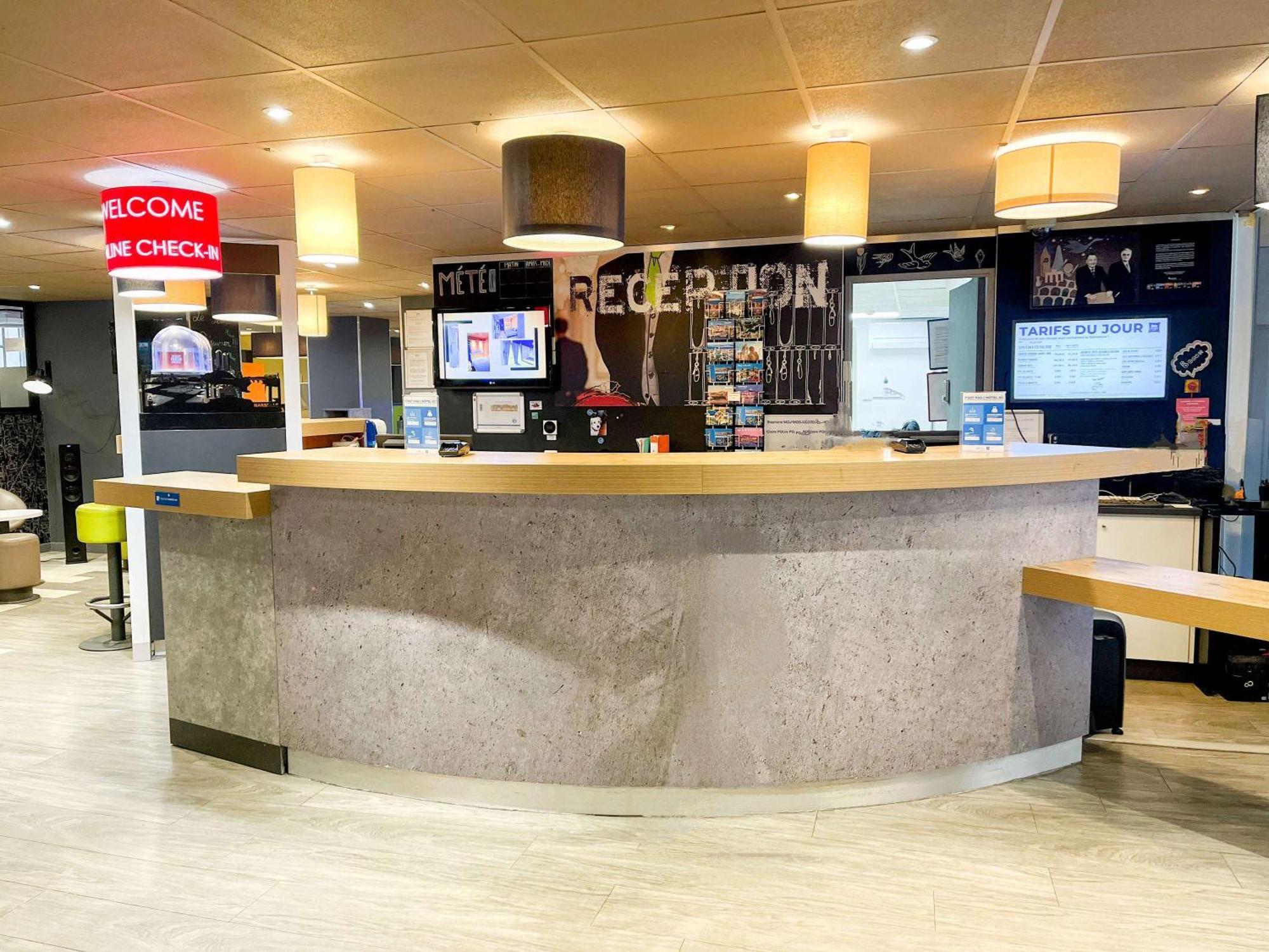 ibis budget Marseille Vieux Port Exterior foto